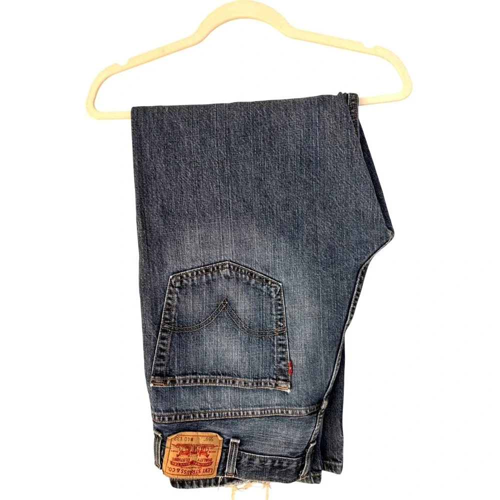 Levis 559 Relaxed‎ Straight Jeans Mens 40x32 Blue Medium Wash Distressed Denim